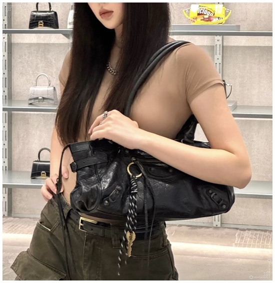 de3658436a28e02f650aab5d65b9dd58_1771582215_7441.jpg de3658436a28e02f650aab5d65b9dd58_1771582215_7441.jpg