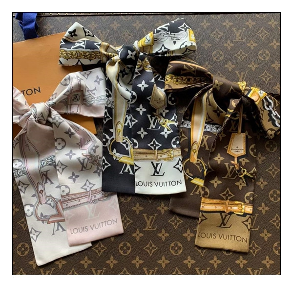 루이비통 방도 실크!