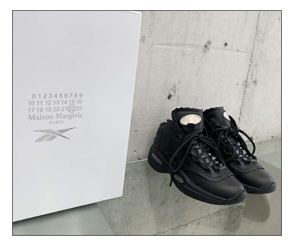 메종마르지엘라 MM6 , Reebok collabo