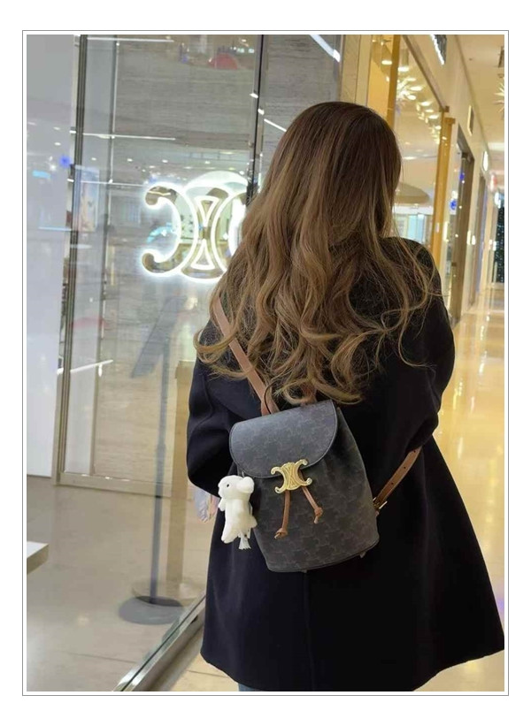 어디꺼야? 자주 듣는 질문, 정답은 셀린느 보니 백팩 정체를 밝히다.