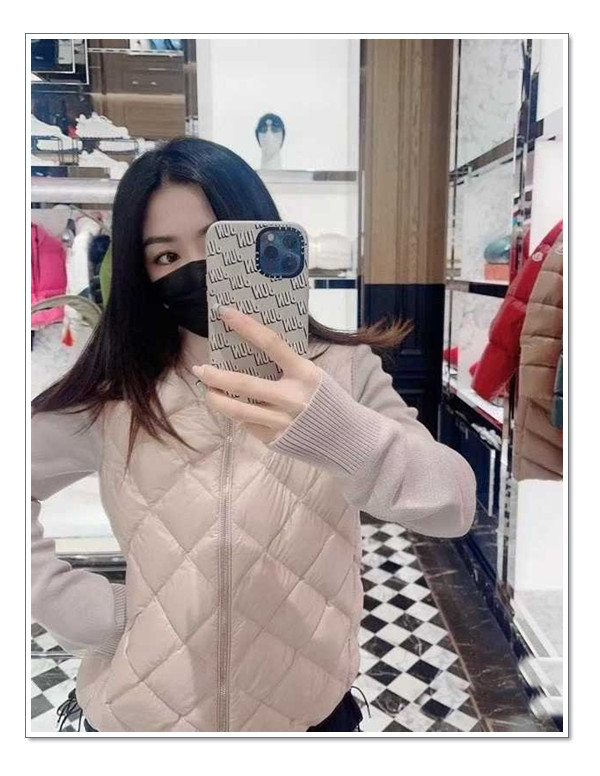 셀카를 불러오는 비쥬얼 [몽클레어 니트패딩] 미리보기 시간이 돌아왔어요.
