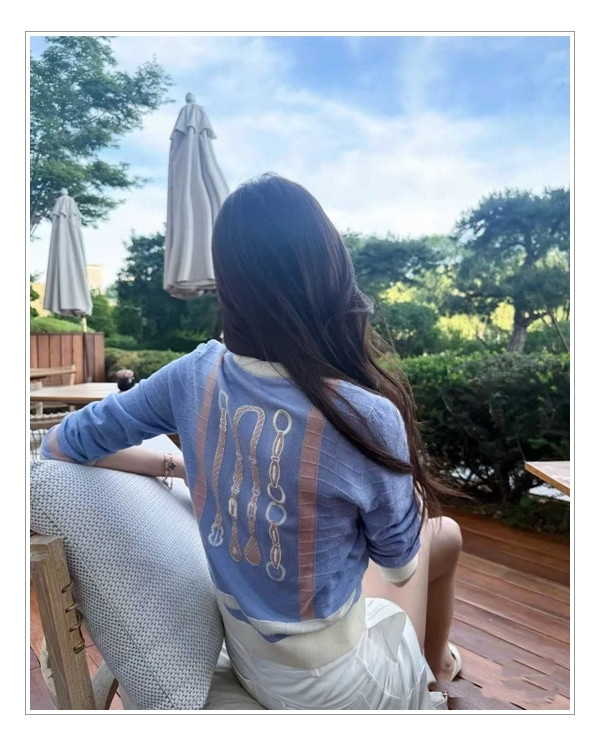 비율 깡패 = 에르메스 가디건 롱 슬리브 승마 유산을 표현하여 더 고급진 Charm