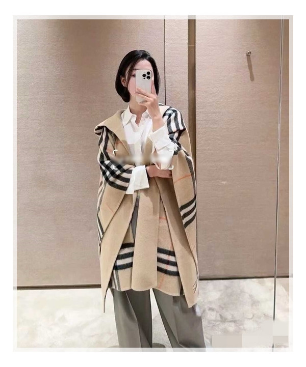 동화같은 순수한 변신템 = 버버리 망토 귀요미로 등극시키는 숨은보석~^^