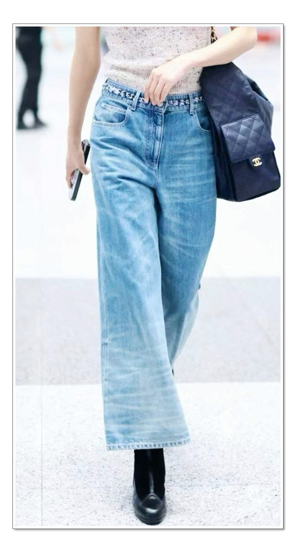 겨울 Shoes 추천:  샤넬 부츠 라운드 토 하이 부.츠 어때요?