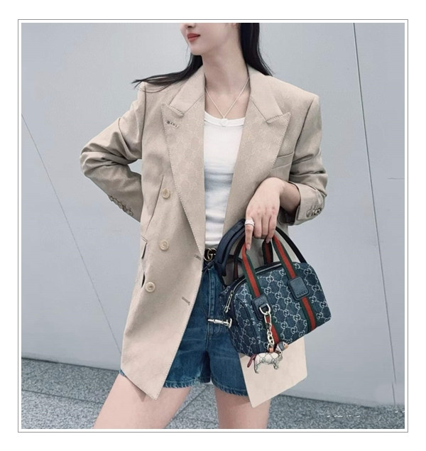 청량한 레트로 무드 - 구찌 보스턴백 MINI, 작은 보물 상자라고 불려요.