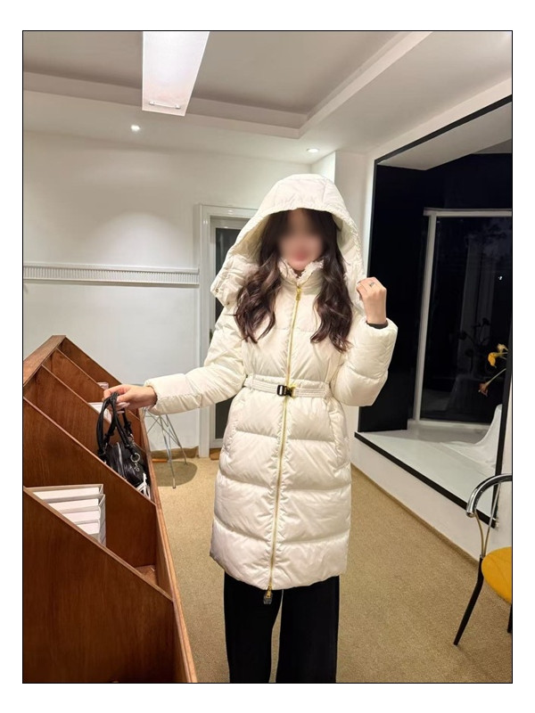 롱한 feelling을 느낄고 싶다면 몽클레어 브라이언트 월동준비의 정석이라고 할수 있는.....