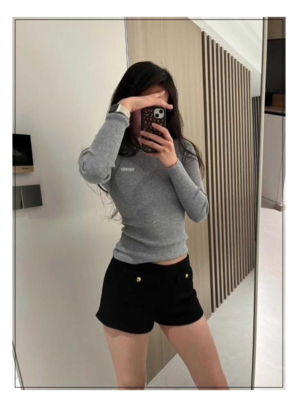 올 해의 잇템으로 추천하는 미우미우 니트티 숨겨진 좋은점 발견하기