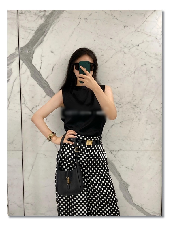 작고 소중한 나의 보물단지 :) 생로랑 LE5A7 섬세하면서도 아이코닉함!