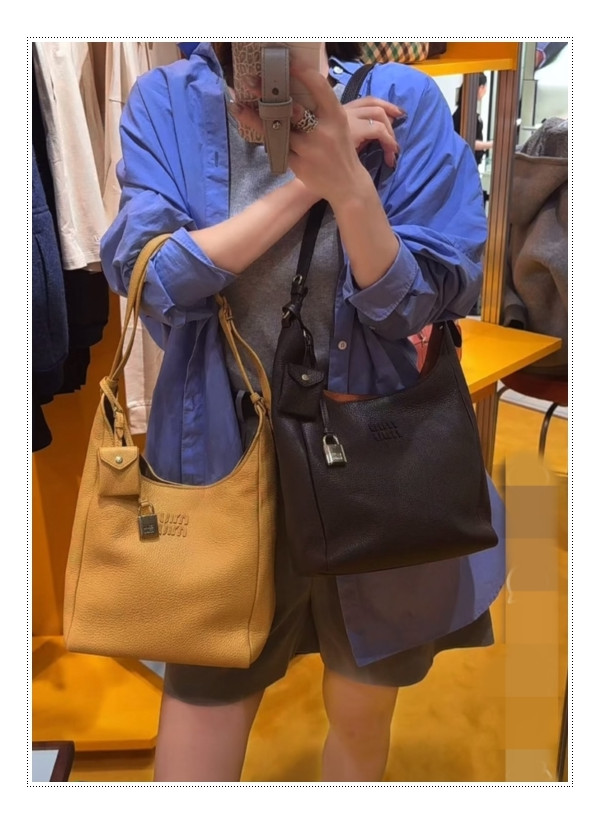 다재다능한 미우미우 버킷백 살까말까 고민 접어두게 하는 언박싱&코디