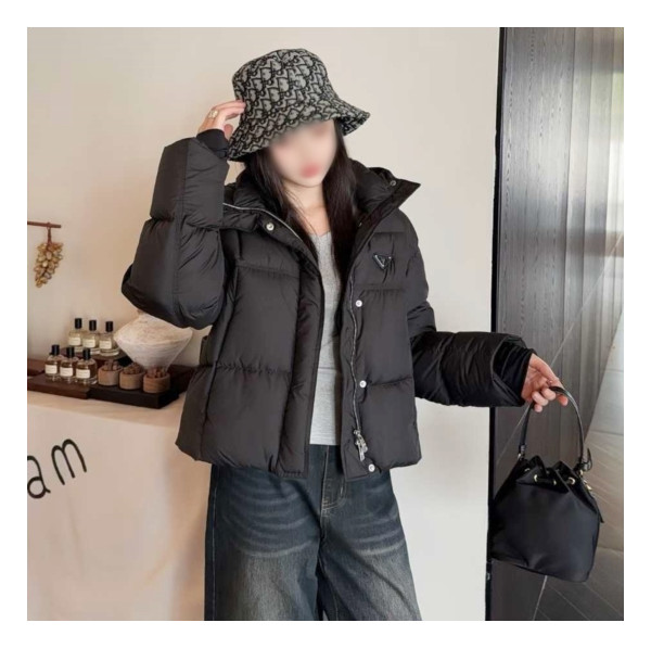 진짜 겨울인가 봐요. 프라다 크롭 패딩으로 OOTD 완성하기!!!