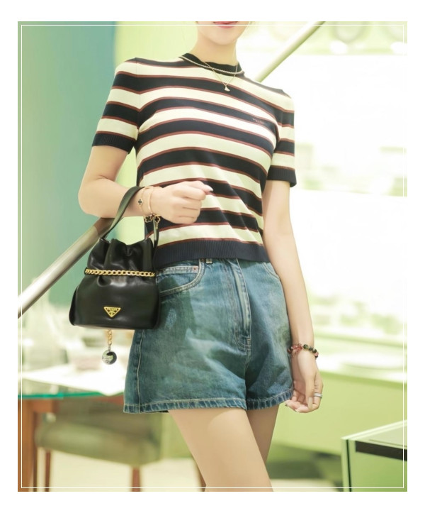 가성비 끝판왕!!! 프라다 쁘띠 삭 누아르 Bucket Bag 써 보니 장.단점 확실합니다.