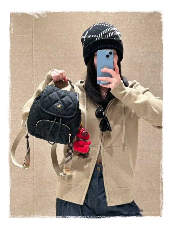 직접 메보면 바로 알 수 있는 버버리 미니 백팩 홀스슈 완벽 정리 타임