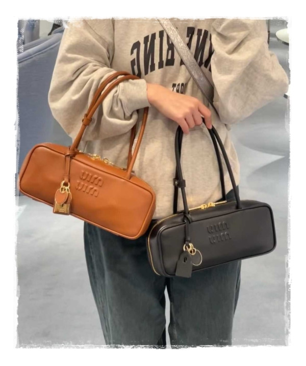 겸손한 자태에 그렇지 못한 아우라 = 미우미우 보백 Beae 감각적 룩