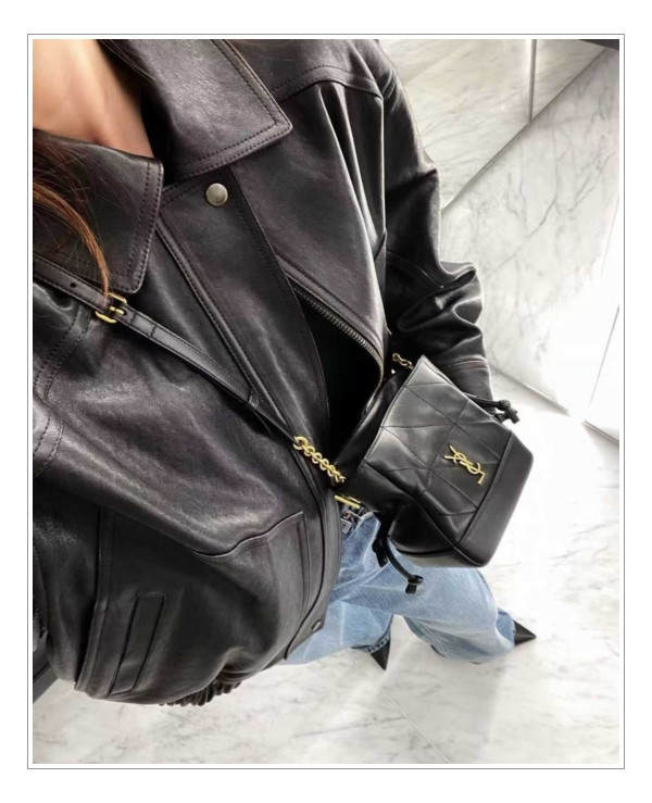 새로운 형태의 생로랑 버킷백 제이미 color부자의 찐 감상 리뷰를 자세하게~