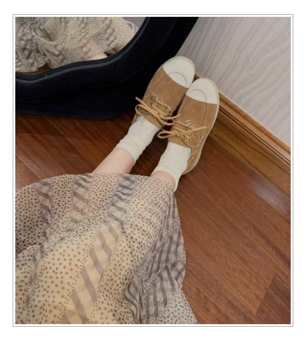 로퍼 느낌으로 신을 수 있는 샤넬 운동화 미친 실물로 장바구니에 쏘옥~!