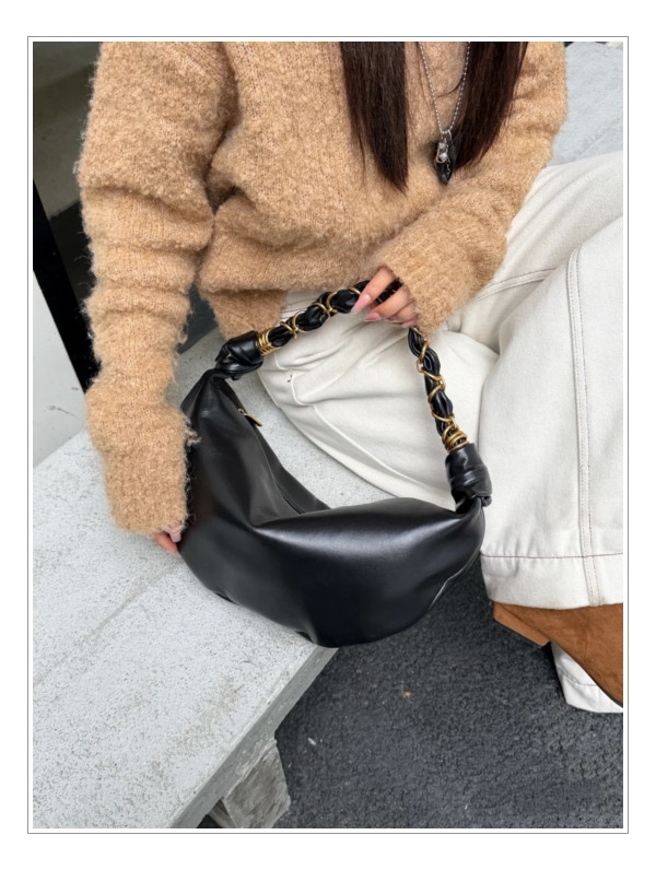 (리뷰시간) 생로랑 아말리아 Amalia 완벽했던 모든 순간 함께하는 올해의 기대주