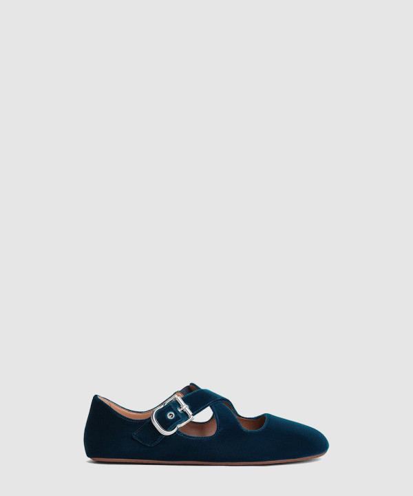 [ALAIA-알라이아] 벨벳 소재 CRISS CROSS 발레 플랫슈즈 AA3A046A014