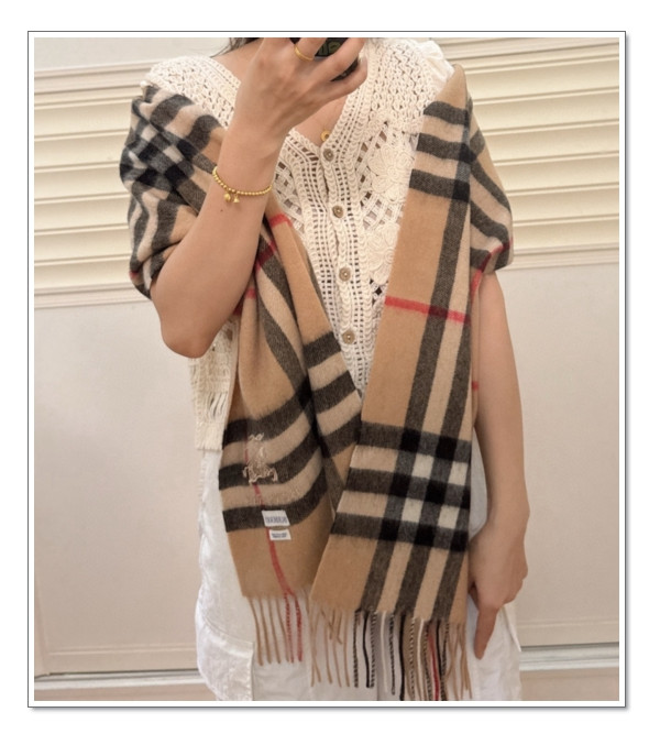 아주 유용한 버버리 목도리 만 고집하는 이유 = color에 따른 상세 분석