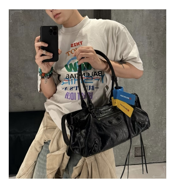 돌아온 전설을 파헤치다 : 발렌시아가 르시티 Le City 상세한 리뷰를 원할때~