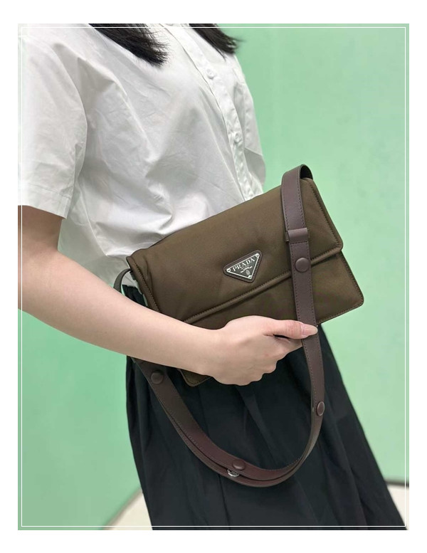 볼수록 빠져들게 되는 프라다 메신저백 트래블러 3종 완벽 비교 후 추천