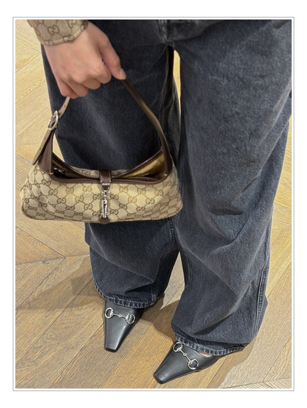 변신하는 구찌 구두 비토리아 펌프스 / 신상 라인 / 완벽한 밸런스 슈즈