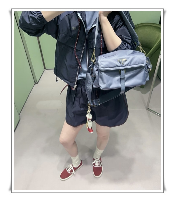 실물 깡패 주의 - 프라다 운동화 한 단계 진화한 실물 영접기를 리얼하게~