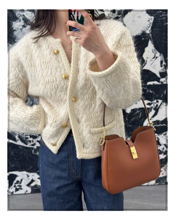 툭툭 걸치기만 하면 완성되는 셀린느 까미유 가 데일리의 정답 - 활용법도 같이~